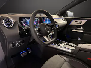 MERCEDES-BENZ GLA 220 d 4MATIC Swiss Star