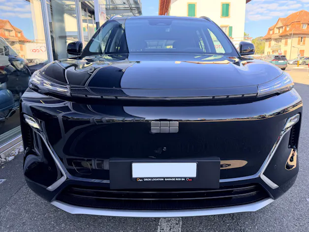 Geely STARRAY EM-i Max+ 29.8 kWh polar black
