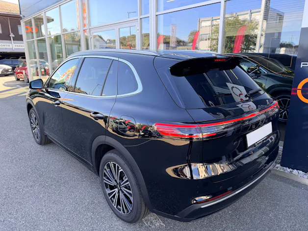Geely STARRAY EM-i Max+ 29.8 kWh polar black