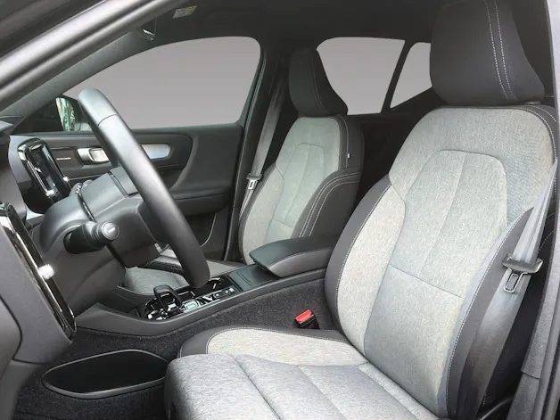 VOLVO XC40 B4 Benzin Mild Hybrid Plus Dark DCT