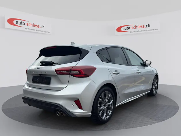 FORD Focus 1.0 MHEV ST-Line Automat