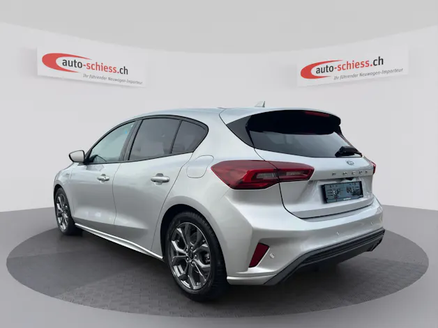 FORD Focus 1.0 MHEV ST-Line Automat