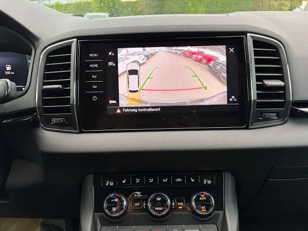 SKODA Karoq 2.0 TDI CR Style 4x4 DSG