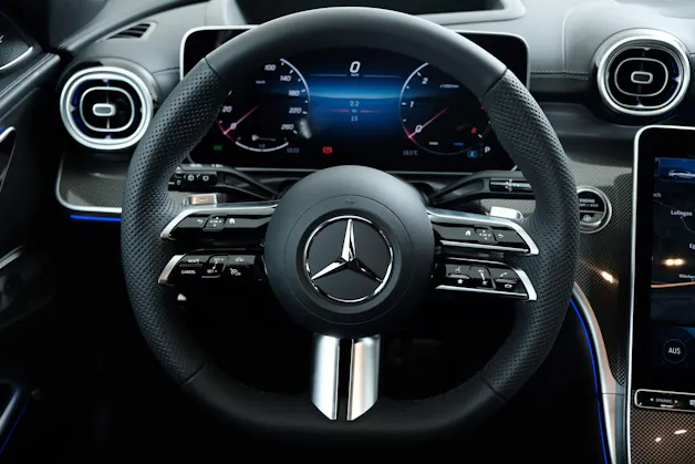 MERCEDES-BENZ C 300 AMG Line 4Matic S206