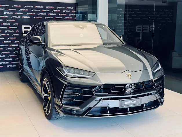 Lamborghini Urus E-Gear