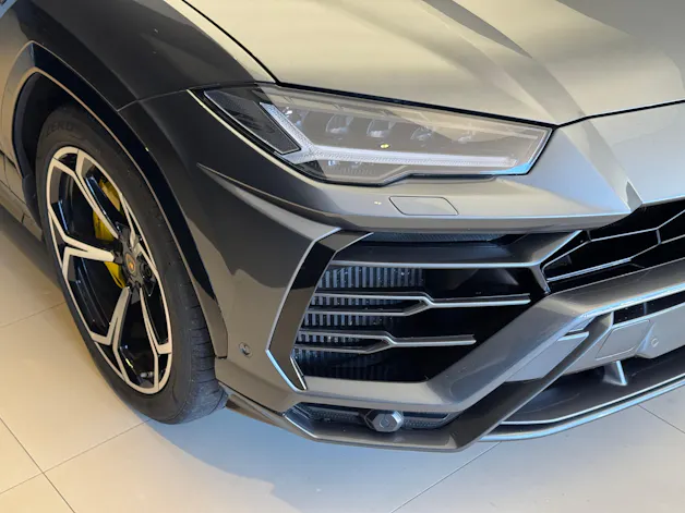 Lamborghini Urus E-Gear