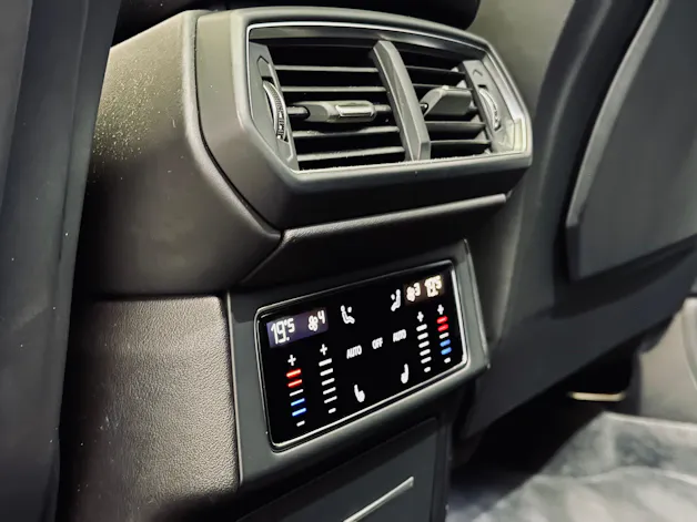 Lamborghini Urus E-Gear
