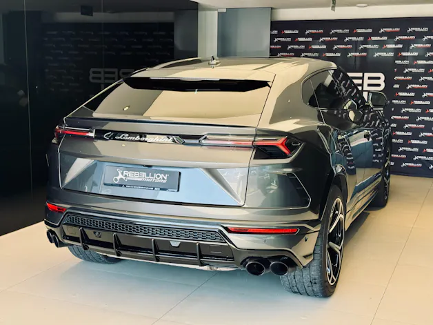 Lamborghini Urus E-Gear