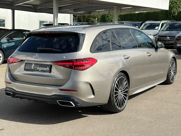 MERCEDES-BENZ C 220 d T 4Matic AMG Line