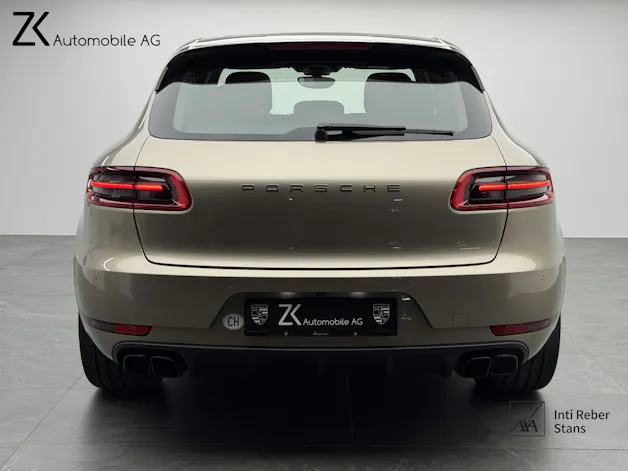 PORSCHE Macan Turbo V6 400PS Palladium Metallic PDK / 360° Kamera / BOSE Soundsystem / Panoramadach / Leder / KW-Gewindefahrwerk /