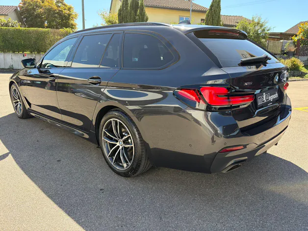 BMW 530d xDrive 48V Touring M Sport Pro Steptronic