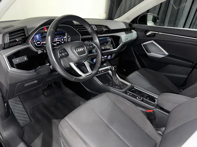 AUDI Q3 40 TFSI quattro S-tronic
