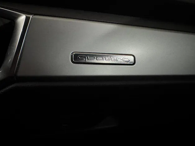 AUDI Q3 40 TFSI quattro S-tronic