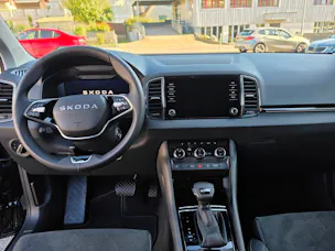 SKODA Karoq 1.5 TSI Dynamic DSG