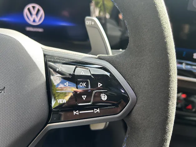 VW Golf 2.0 TSI R DSG 4 Motion