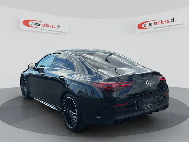 MERCEDES-BENZ CLA 200 d AMG Line Night 8G-DCT