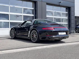 PORSCHE 911 Targa 4S