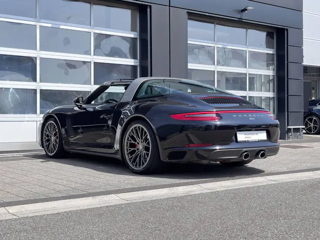 PORSCHE 911 Targa 4S