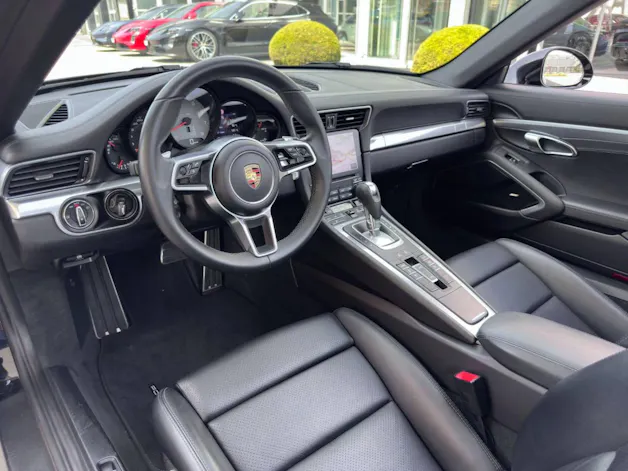 PORSCHE 911 Targa 4S