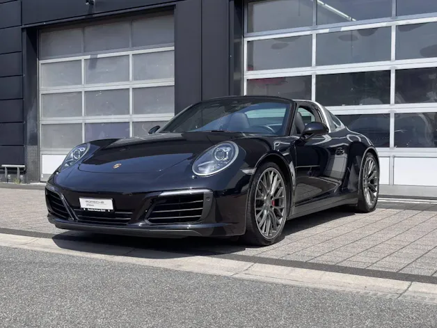PORSCHE 911 Targa 4S