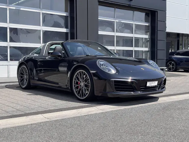 PORSCHE 911 Targa 4S