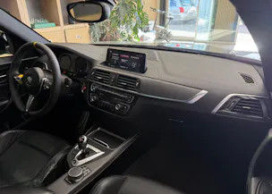 BMW M2 Competition Drivelogic
