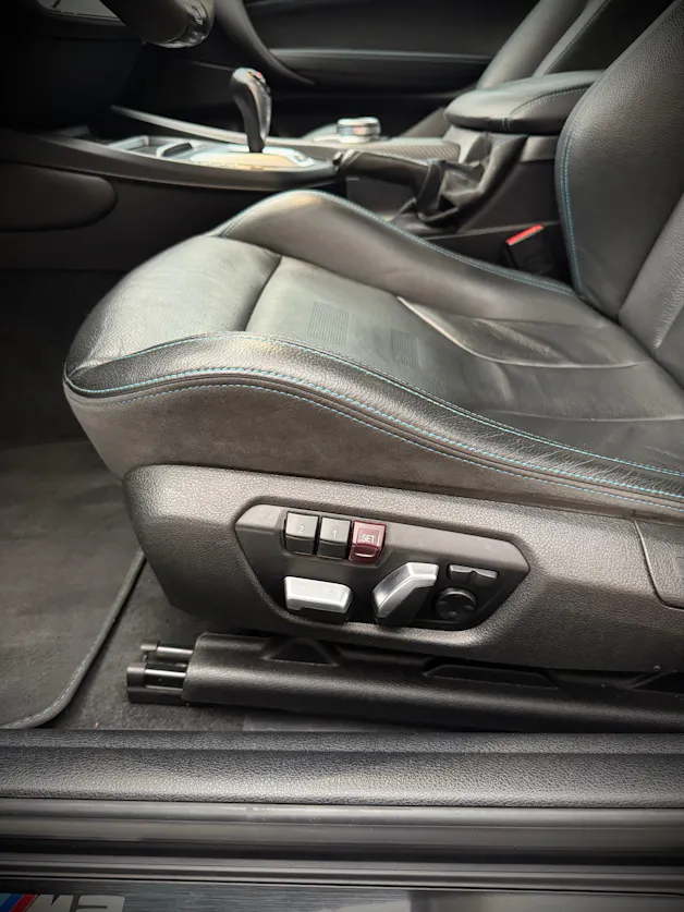 BMW M2 Competition Drivelogic