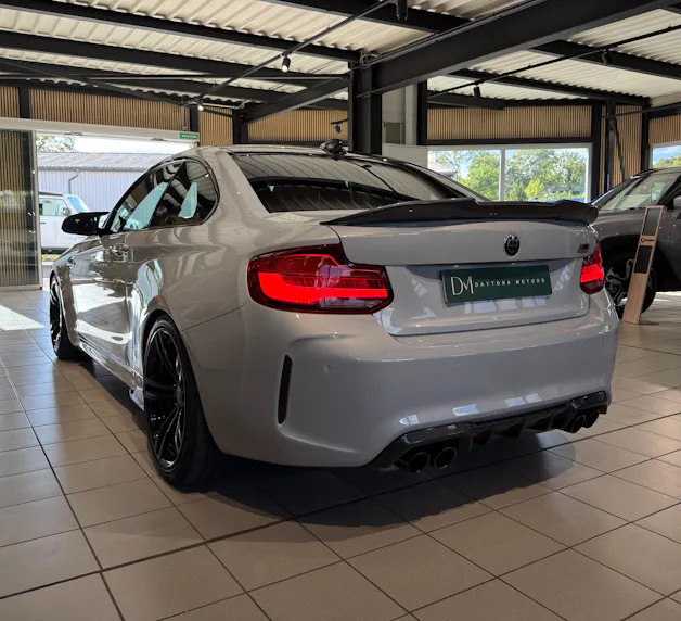 BMW M2 Competition Drivelogic