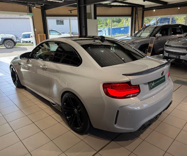 BMW M2 Competition Drivelogic