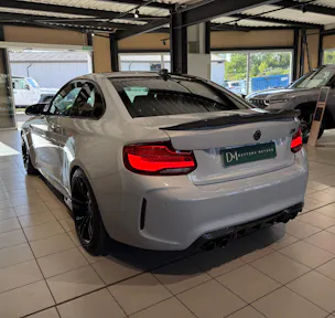 BMW M2 Competition Drivelogic