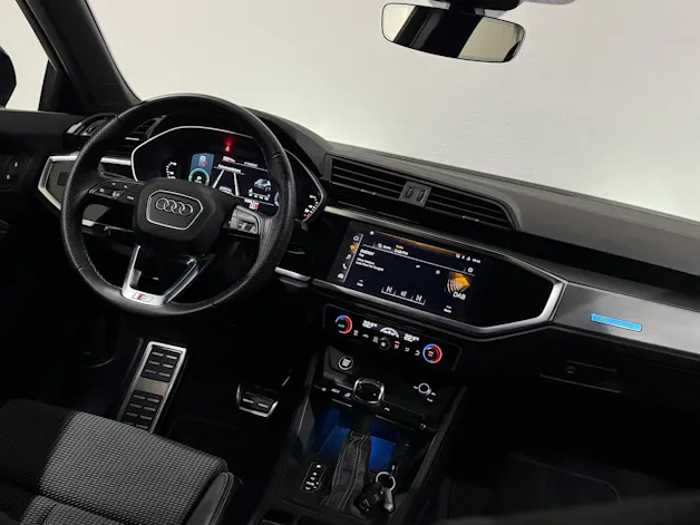 AUDI Q3 Sportback 45 TFSI e S line S-tronic