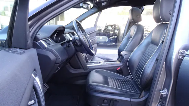 Land Rover Discovery Sport 2.0 TD4 HSE Luxury AT9