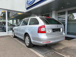 SKODA Octavia Combi 1.6 TDI Ambition