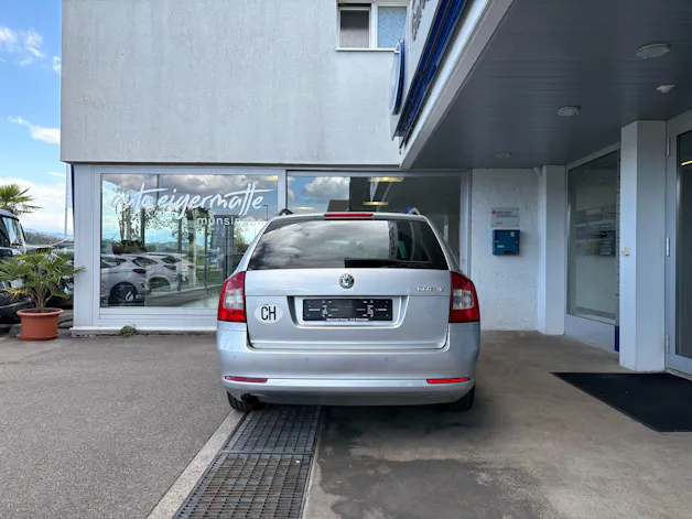 SKODA Octavia Combi 1.6 TDI Ambition