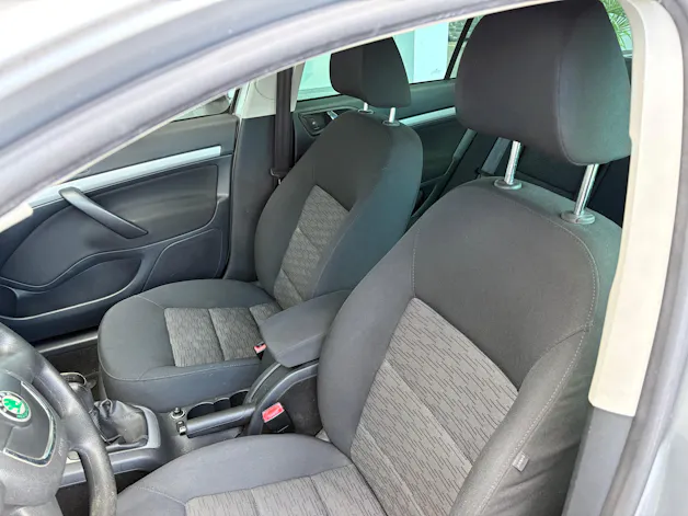 SKODA Octavia Combi 1.6 TDI Ambition