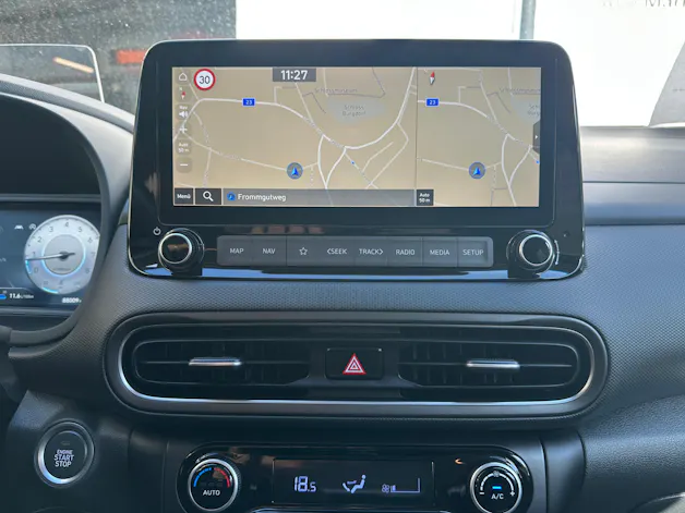 HYUNDAI Kona 1.6 T-GDi Amplia 4WD DCT