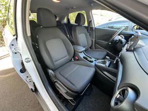 HYUNDAI Kona 1.6 T-GDi Amplia 4WD DCT