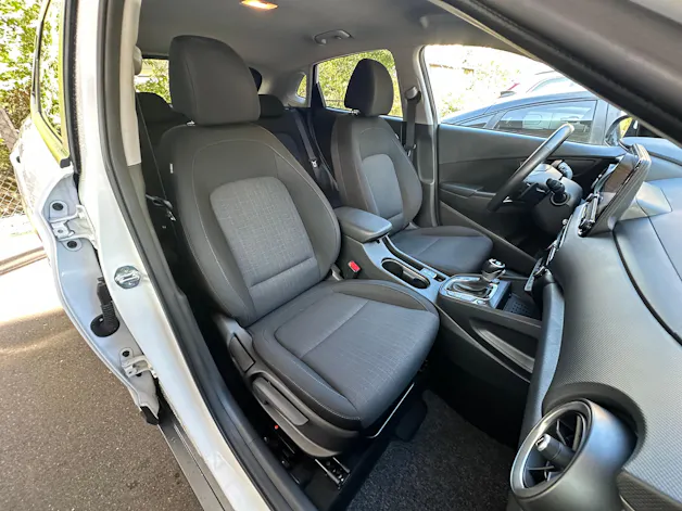 HYUNDAI Kona 1.6 T-GDi Amplia 4WD DCT