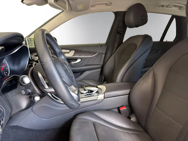 MERCEDES-BENZ GLC 300 4Matic AMG Line 9G-Tronic