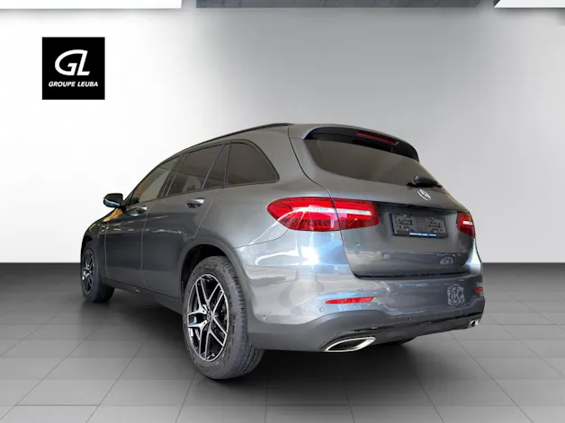 MERCEDES-BENZ GLC 300 4Matic AMG Line 9G-Tronic