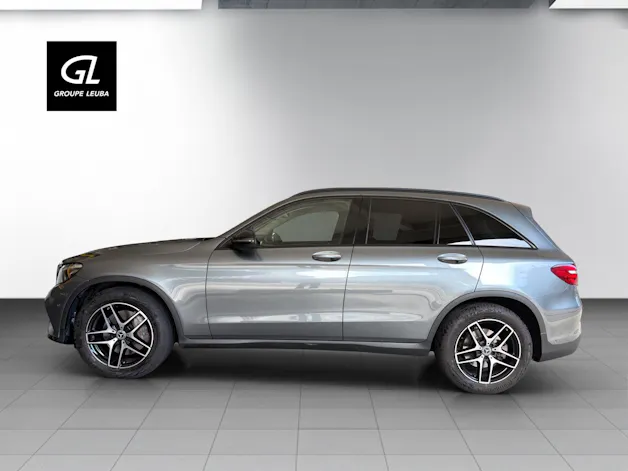 MERCEDES-BENZ GLC 300 4Matic AMG Line 9G-Tronic