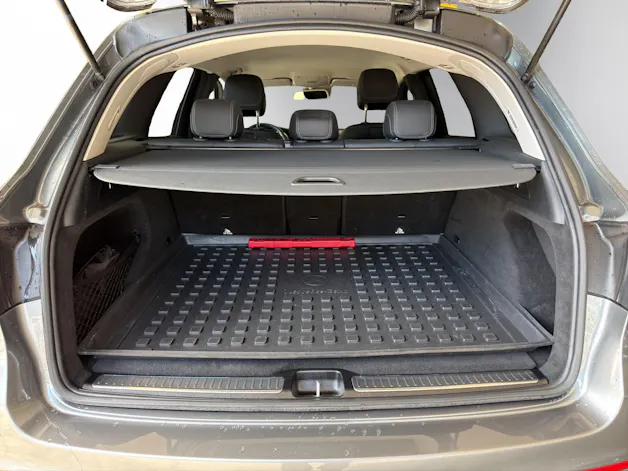 MERCEDES-BENZ GLC 300 4Matic AMG Line 9G-Tronic