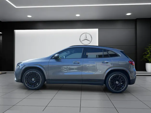 MERCEDES-BENZ GLA 200 Night Star 7G-DCT