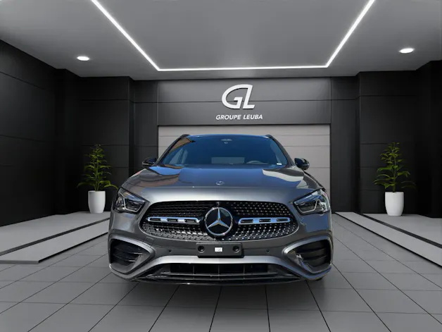 MERCEDES-BENZ GLA 200 Night Star 7G-DCT