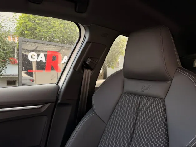 AUDI S3 SPORTBACK 2.0 TFSI QUATTRO *** FACELIFT & AKRAPOVIC ABGAS ***