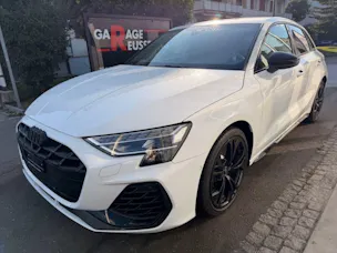AUDI S3 SPORTBACK 2.0 TFSI QUATTRO *** FACELIFT & AKRAPOVIC ABGAS ***