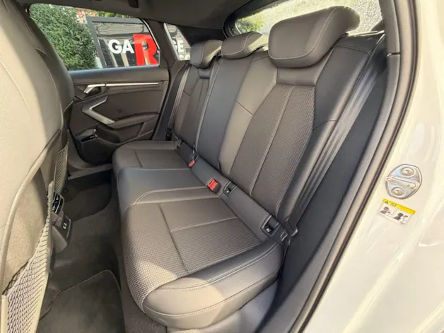 AUDI S3 SPORTBACK 2.0 TFSI QUATTRO *** FACELIFT & AKRAPOVIC ABGAS ***