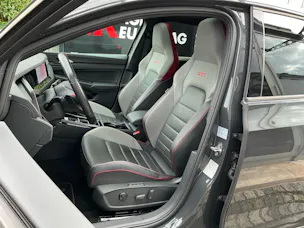 VW Golf GTI CLUBSPORT *** LEDER VIENNA & PANORAMAGLASDACH ***