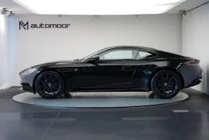 ASTON MARTIN DB11 V12 Touchtronic 3 AMR *Carbon*