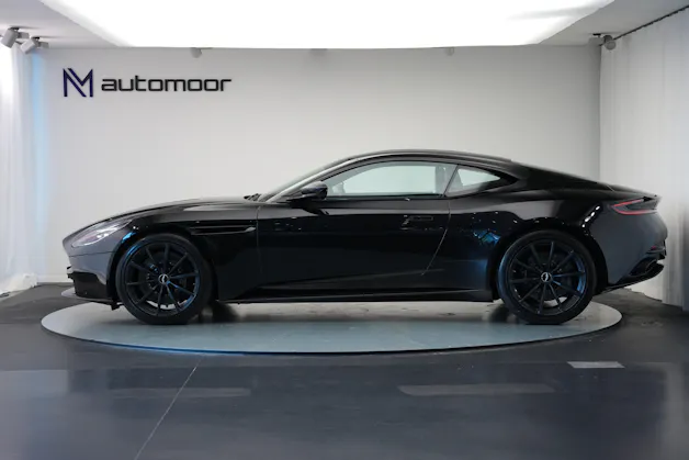 ASTON MARTIN DB11 V12 Touchtronic 3 AMR *Carbon*